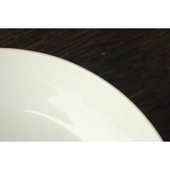 白磁大皿　P170 