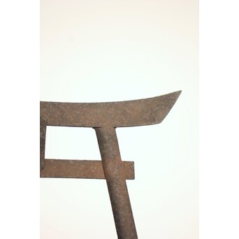 鉄の鳥居　M174 