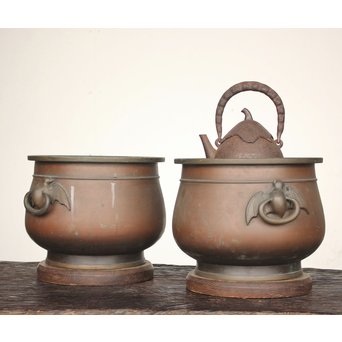 蝙蝠手瓶掛/火鉢/涼炉 2個1組　M177