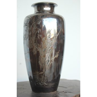 香川勝廣 片切彫純銀花瓶　M178 