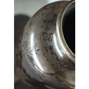 香川勝廣 片切彫純銀花瓶　M178 