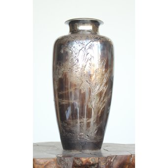 香川勝廣 片切彫純銀花瓶　M178