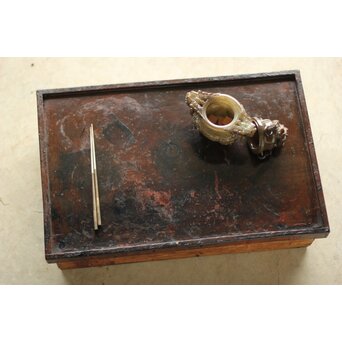 うるし職人の作業台　Q085 