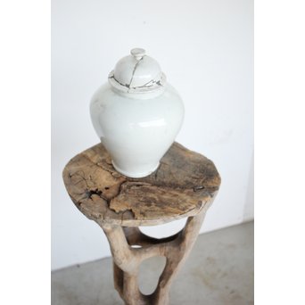 古伊万里白磁 沈香壺　P171 