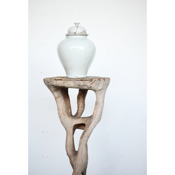 古伊万里白磁 沈香壺　P171 