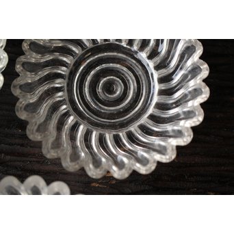 渦巻プレスガラスの茶托/小皿 6枚1組　Y022 