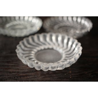 渦巻プレスガラスの茶托/小皿 6枚1組　Y022 