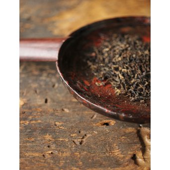 うるし職人の道具 蓋　Q086 