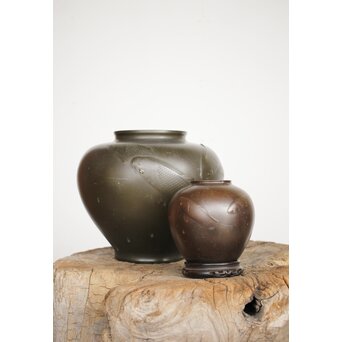 市岡紫雲 金象嵌鯉 花瓶　M188 