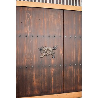 蔵戸風 獅子金具の格子戸 2枚1組　L1021 