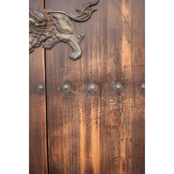 蔵戸風 獅子金具の格子戸　L1022 