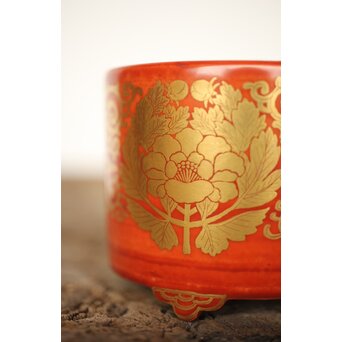 中村秋塘 金襴手香炉　P179 