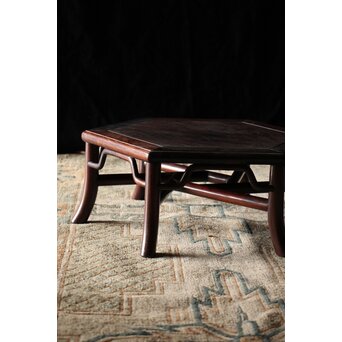 紫檀風上紅木 六角花台　X209 