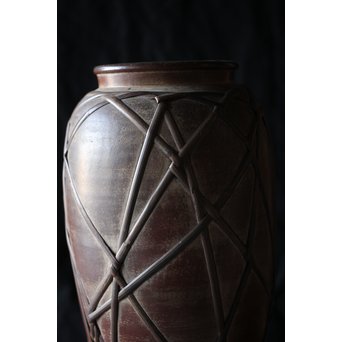 竹巻の壺/花生　P183 