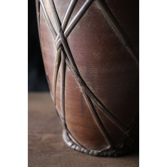 竹巻の壺/花生　P183 