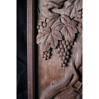 作家物 葡萄に栗鼠 木彫額　X211 