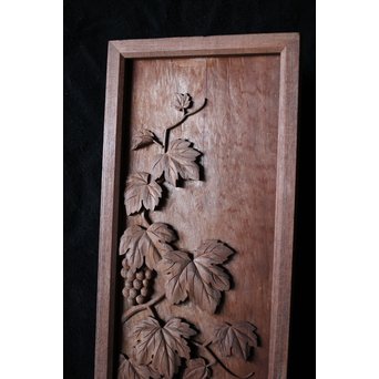 作家物 葡萄に栗鼠 木彫額　X211 