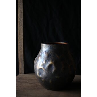 玉川堂 打出肌鎚起銅花瓶　M197 