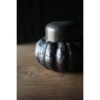 皆川堂 鎚起銅器 瓜型茶入　M198 