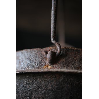 十四代 釜師 名越昌廣 時代 環摘古銭文蓋 提梁 羽付形 鉄瓶　M201 