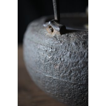 釜師系 千鳥銀象嵌蓋 平丸形鉄瓶　M202 