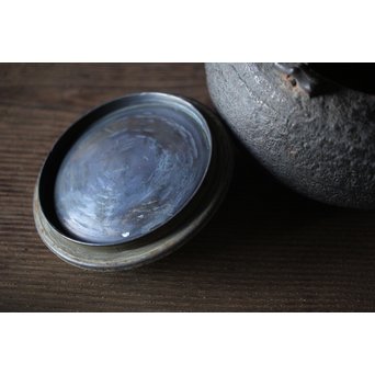 釜師系 千鳥銀象嵌蓋 平丸形鉄瓶　M202 