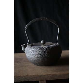 釜師系 千鳥銀象嵌蓋 平丸形鉄瓶　M202 