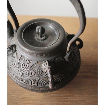 金龍堂 大国造 饕餮紋鉄瓶/湯沸　M204 