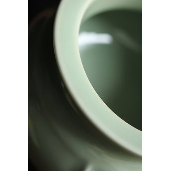 帝室技芸員 三代 清風与平 純銀火屋袴腰青磁香炉　P187 