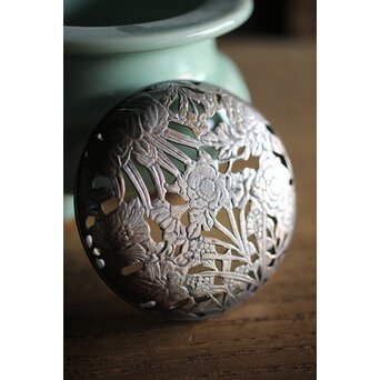 二代 諏訪蘇山 純銀火屋 青磁袴腰香炉　P188 