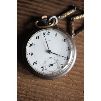 MOVADO 鉄外装 金象嵌アンティーク懐中時計　M208 