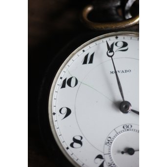 MOVADO 鉄外装 金象嵌アンティーク懐中時計　M208 