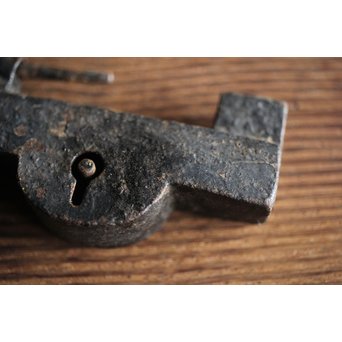 小ぶり和鉄錠前　M209 
