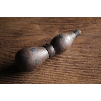 銀象嵌 鉄打出瓢型 火薬入/一輪挿　M211 