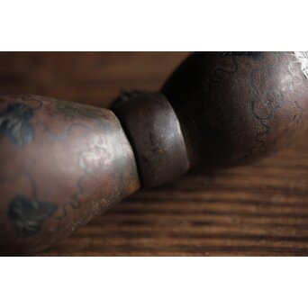 銀象嵌 鉄打出瓢型 火薬入/一輪挿　M211 