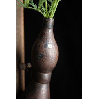 銀象嵌 鉄打出瓢型 火薬入/一輪挿　M211 