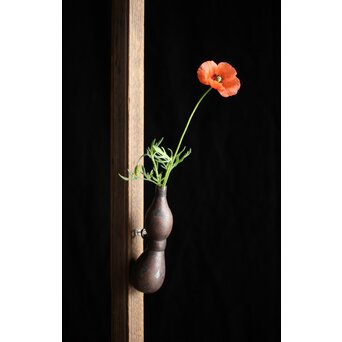 銀象嵌 鉄打出瓢型 火薬入/一輪挿　M211 