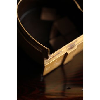 蕪型蒔絵香合　Q107 