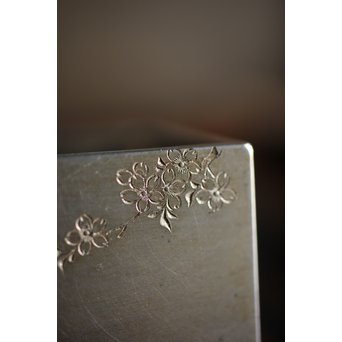 十世 中川浄益/淳三郎 喜見城毛彫 銀升/ぐい呑み 十二代 黒田正玄箱書　M213 