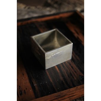 十世 中川浄益/淳三郎 喜見城毛彫 銀升/ぐい呑み 十二代 黒田正玄箱書　M213 