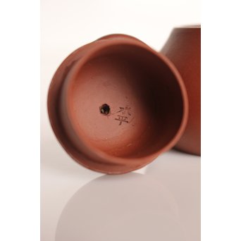 孟臣製 朱泥急須 宜興紫砂壷 昌記 55ml 梨式水平壺　P190 