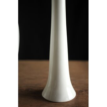 川瀬竹志 白磁花器/蕾壺 一対　P193 