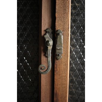 洋館デザイン金具のプレスガラス窓 2枚1組　GD1287 