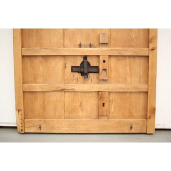 巾着金具の朱格子蔵戸　W996Y 