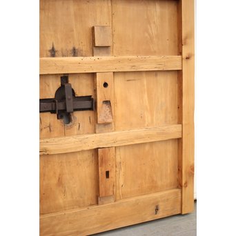 巾着金具の朱格子蔵戸　W996Y 