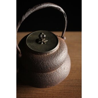 龍文堂 瓢型鉄瓶　M219 