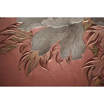 馬場勝乗 彫金額 『寒牡丹の図』扁額 共箱　M221 