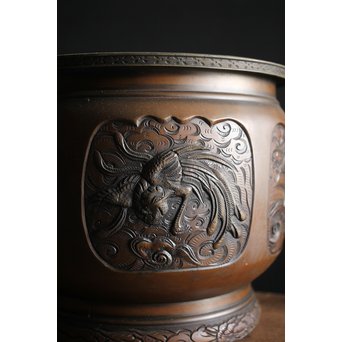 六代 角羽勘左衛門 羽廣屋造 龍鳳凰片切彫 宣徳火鉢瓶掛 一対　M222 