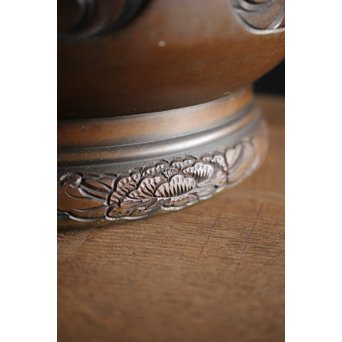 六代 角羽勘左衛門 羽廣屋造 龍鳳凰片切彫 宣徳火鉢瓶掛 一対　M222 