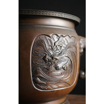 六代 角羽勘左衛門 羽廣屋造 龍鳳凰片切彫 宣徳火鉢瓶掛 一対　M222 